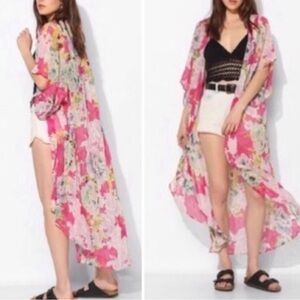 Band of Gypsies Pink Floral Kimono Sara Creation Fuchsia Ivory XS Hippie Boho